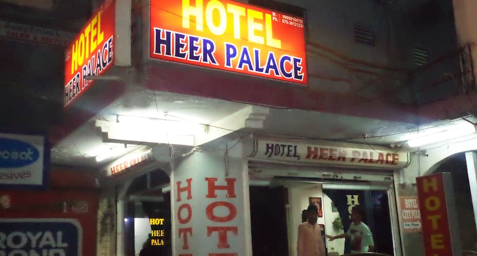 Hotel Heer Palace, Ahmedabad 4